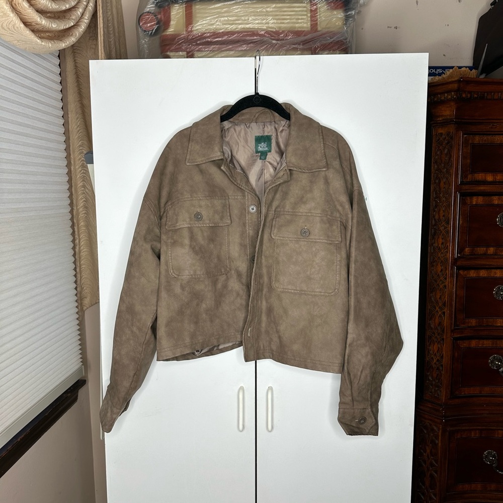 Wild Fable Faux Leather Cropped Jacket Button Up Pockets Light Brown Size Large